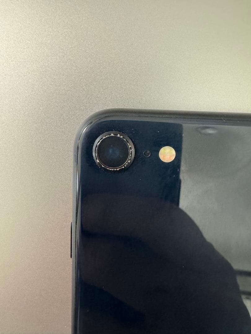 iPhone SE 第3世代　128GB