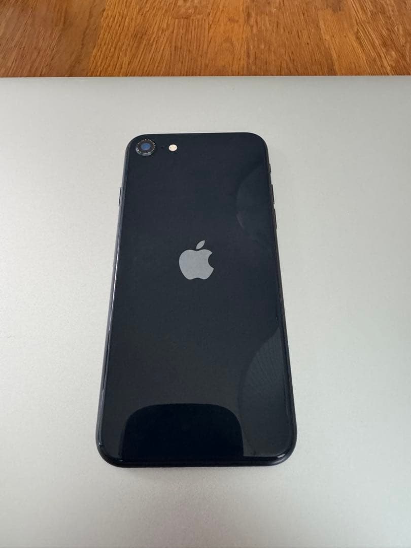 iPhone SE 第3世代　128GB