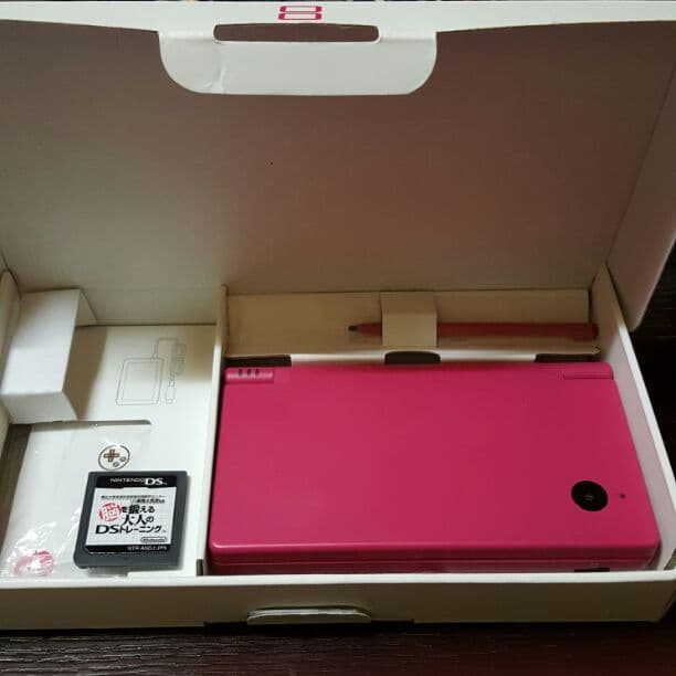 DSi 中古　　美品