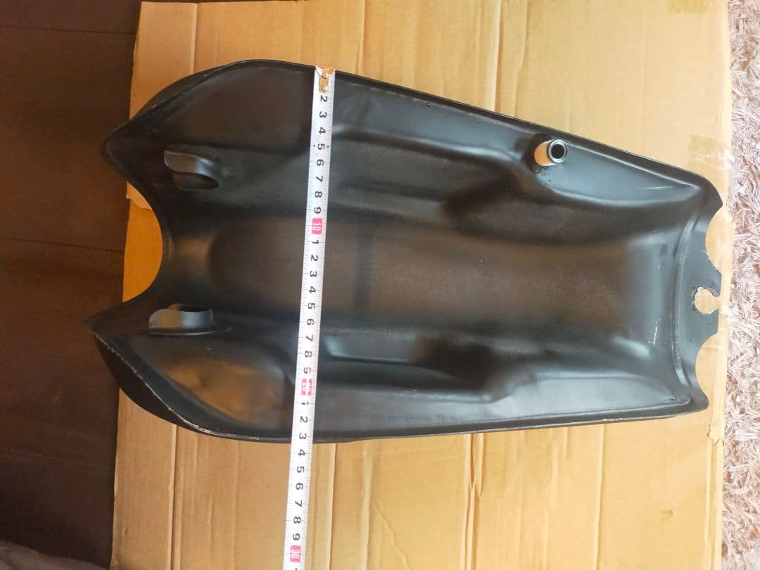 yb125spで使用　汎用バイクタンク