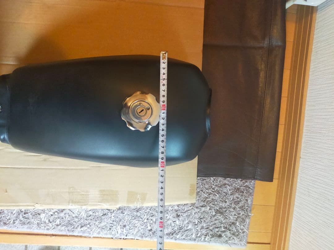 yb125spで使用　汎用バイクタンク