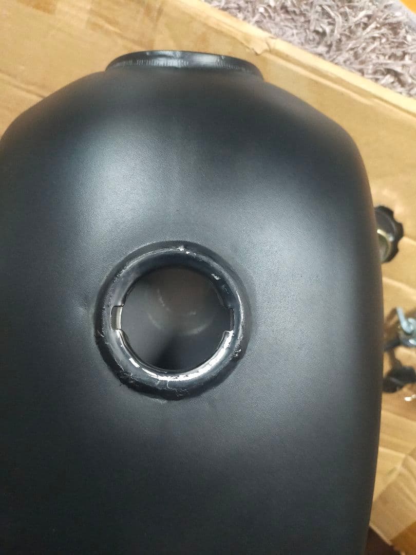 yb125spで使用　汎用バイクタンク