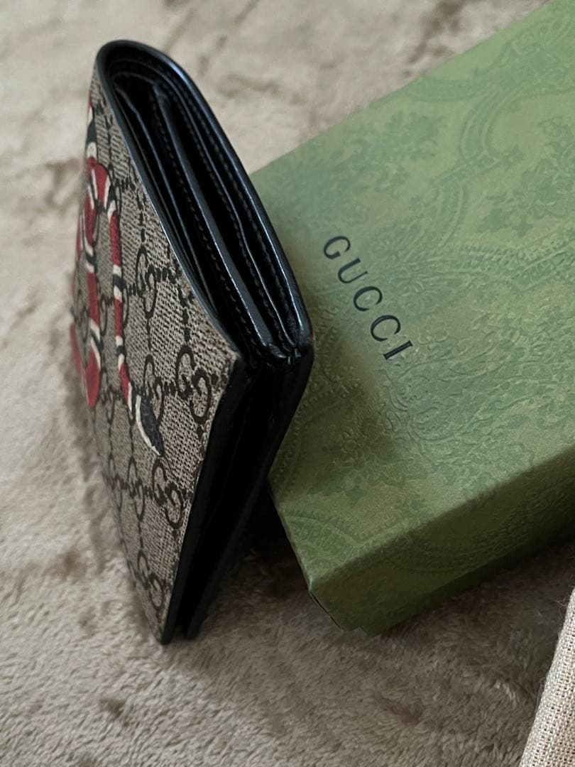 ✨グッチ キングスネーク GGスプリーム 折り財布 コンパクト 蛇