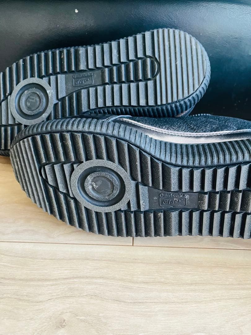 Onitsuka Tiger⭐︎DELECITY HOLIDAY 黒　25cm