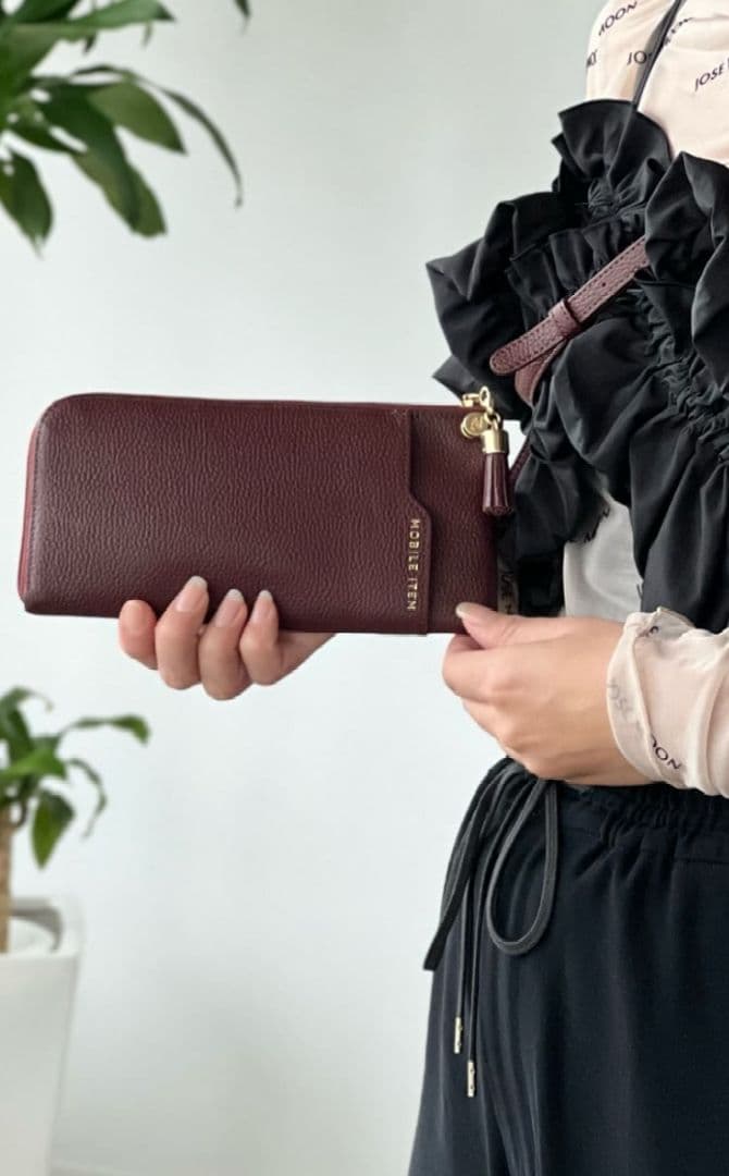 【新品未使用】　ATAO　Batty　バティ　　　バッグにもなる長財布　アタオ