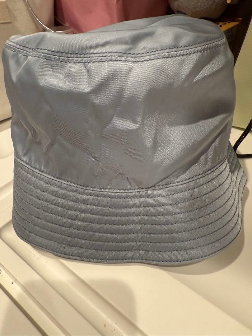 PRADA Re-Nylon Bucket Hut M ライトブルー