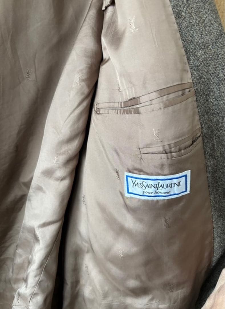 イヴ・サンローラン　テーラードジャケット