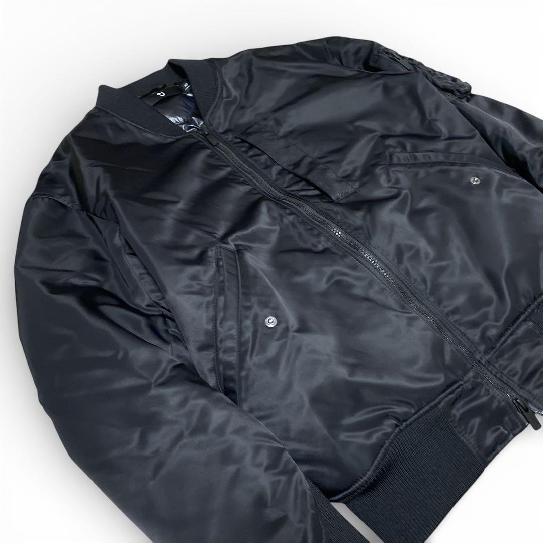 +J UNIQLO ハイブリッドダウンオーバーサイズMA-1ジャケット　ブラック