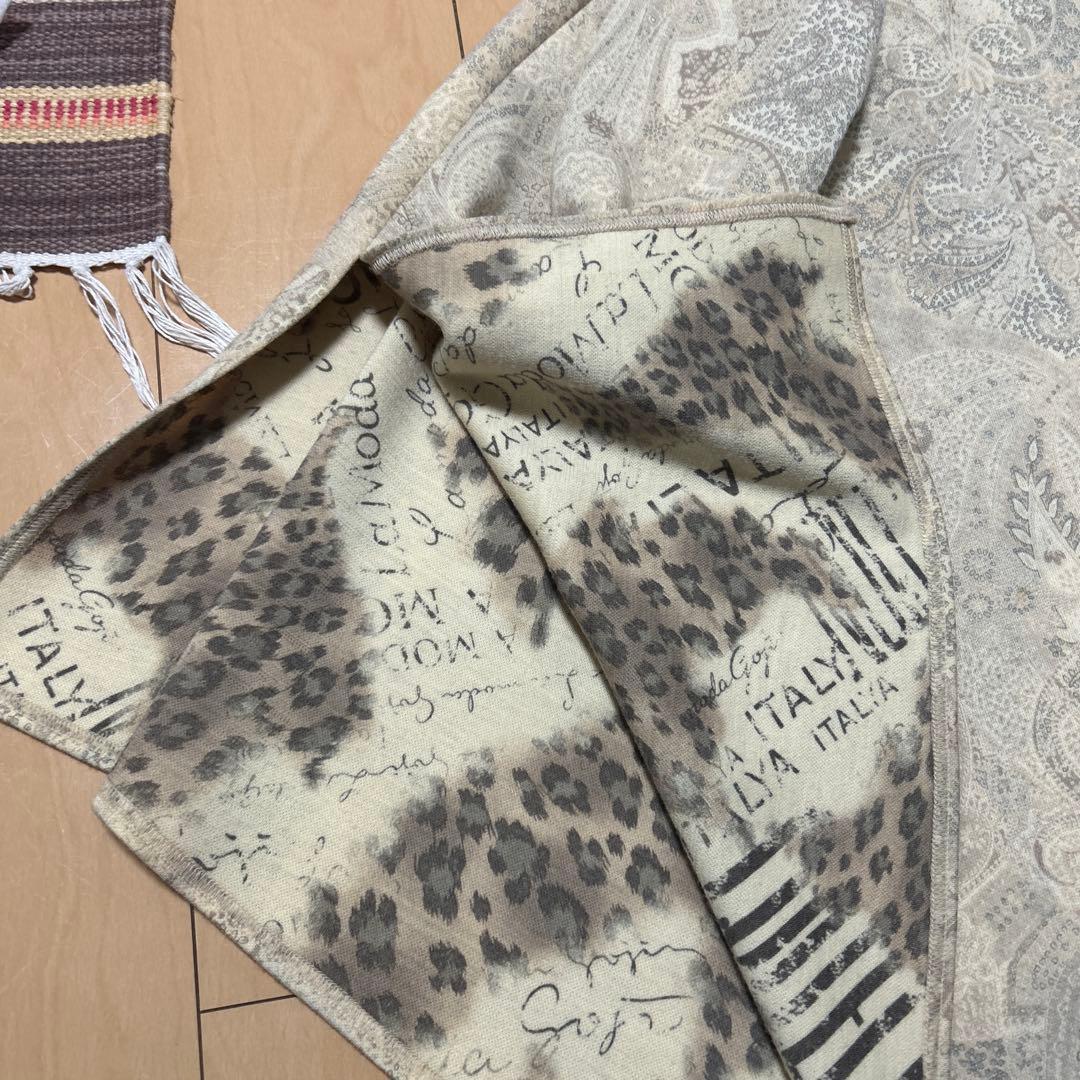 伊太利屋ペイズリー柄ベージュチュニック