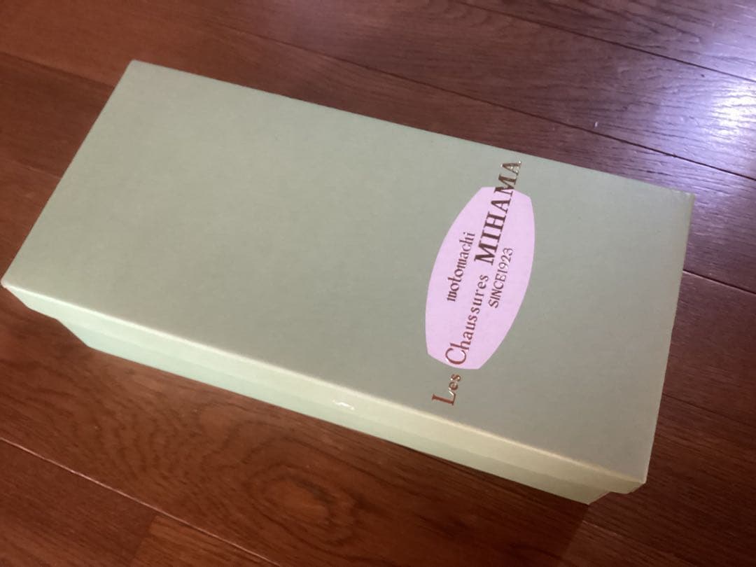 ミハマ　フラットシューズ　25.0