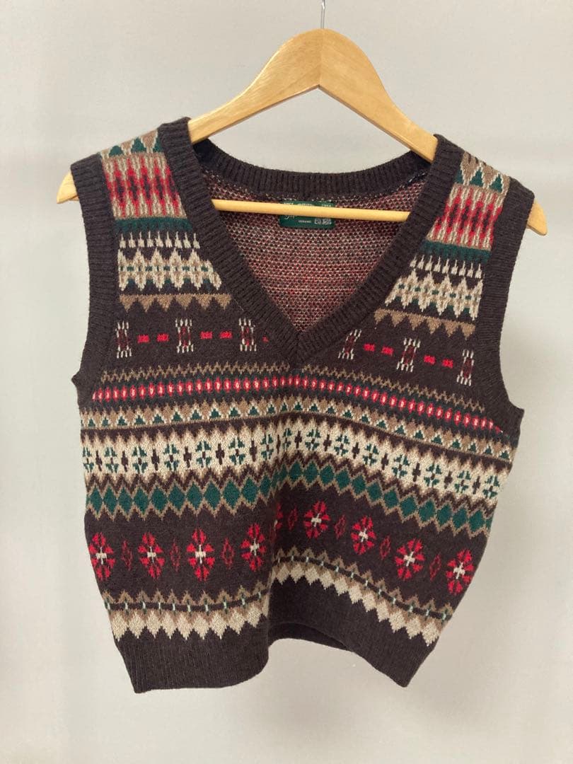 urbanic30フェアアイル柄 ニットベスト Vネック