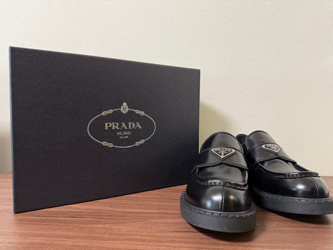 PRADA プラダ チョコレート ブラッシュドレザー ローファー
