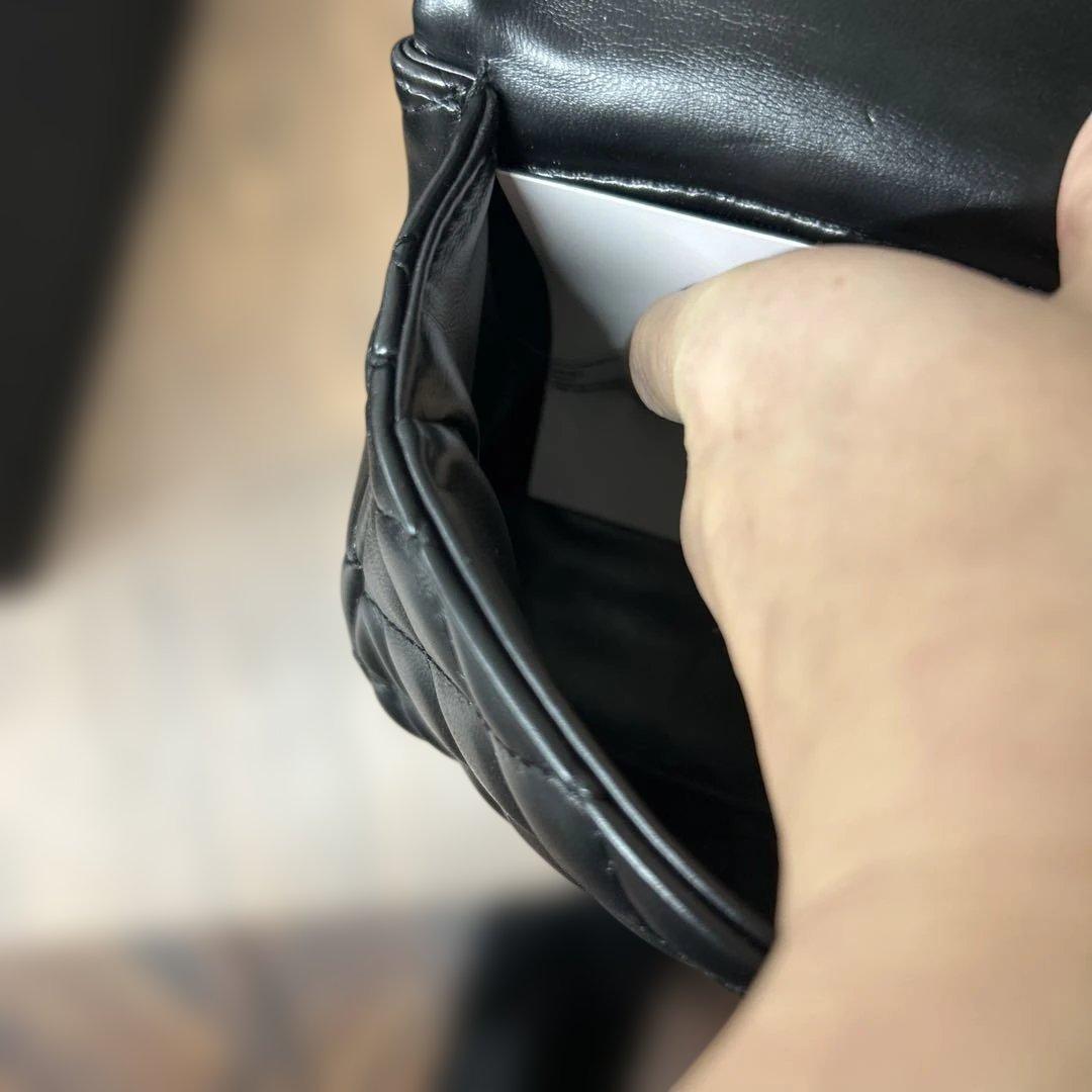 【早い物勝ち】ノベルティCHANELショルダーカバンラスト1個！