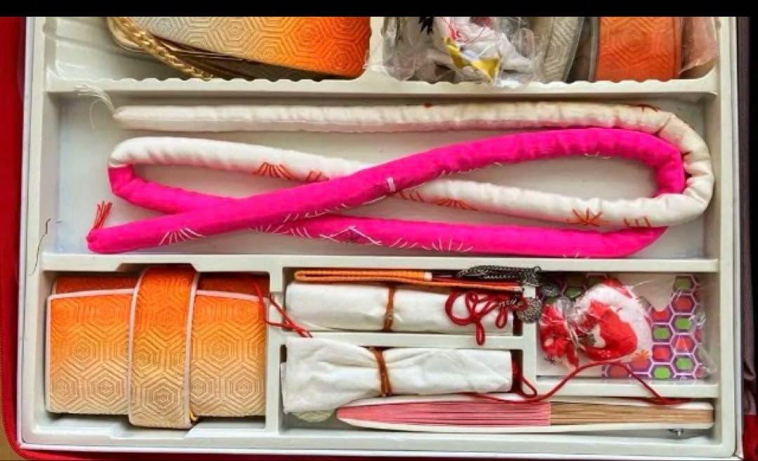 豪華総絞り‼️七五三用着物　大手百貨店扱い　着付け用小物一式付属