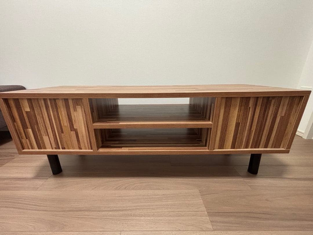 テレビ台　ローボード　幅：110cm 奥行：35cm 高さ：40cm