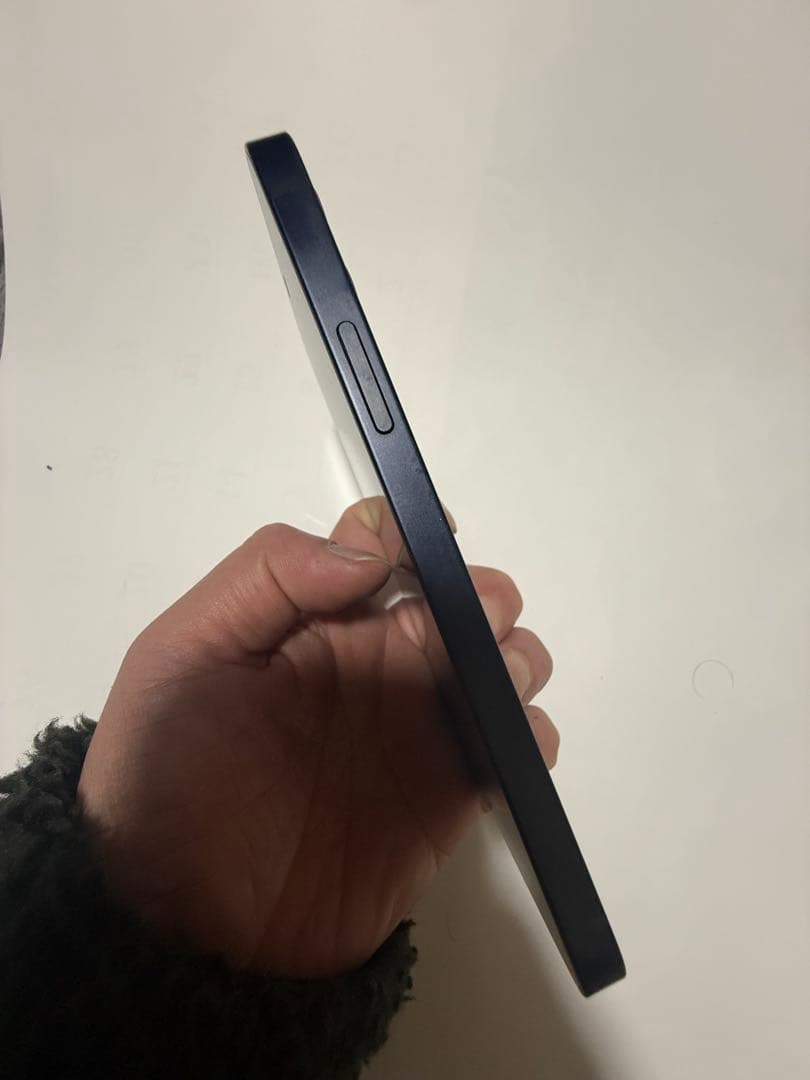 【美品】iPhone12 64GB ブラック