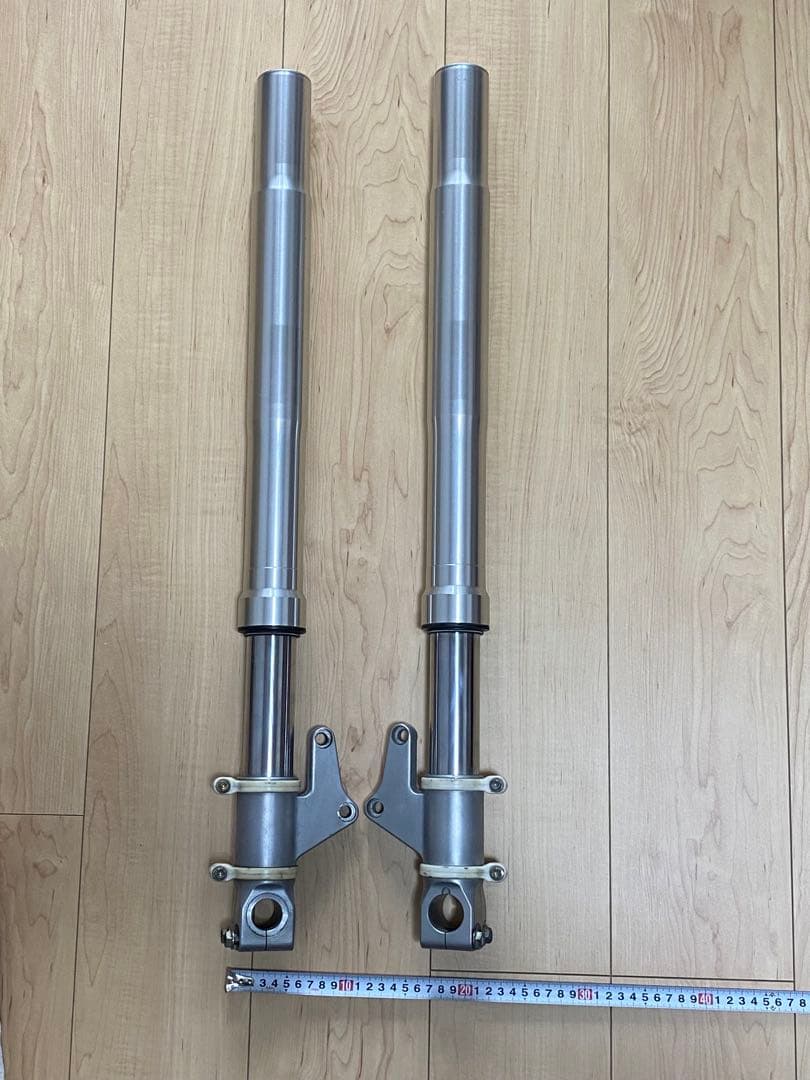 ◎ドゥカティ　フロント　フォーク　ステム　セット　併用