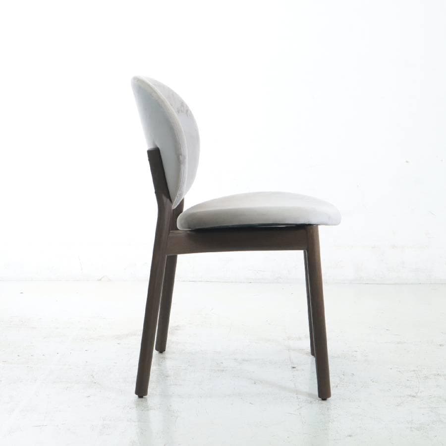 23年製 カリガリス イネス ダイニングチェア 布張り 木製フレーム 2