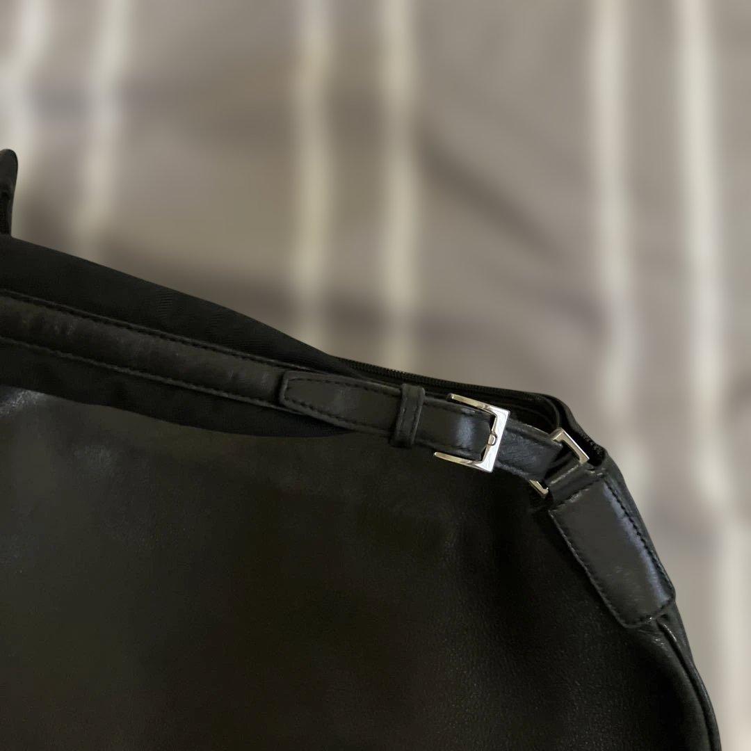 【お値下げしました】GUCCI ブラック ショルダーバッグ