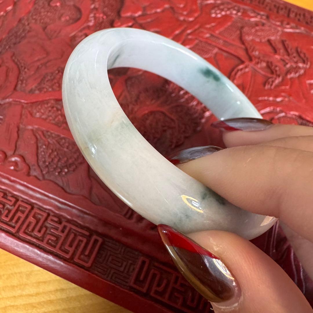 ☆Pearl☆様　 天然翡翠 2つ　バングル