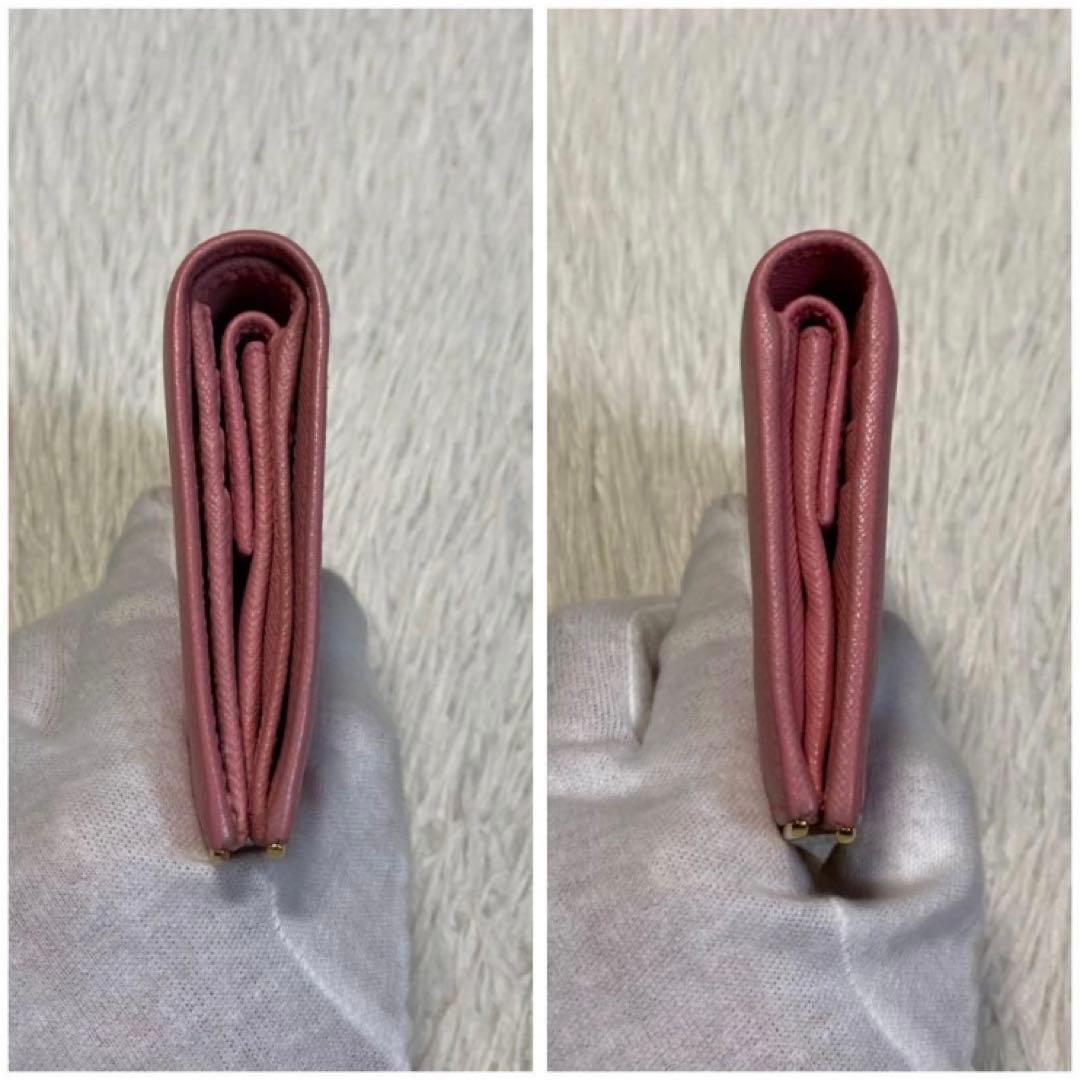 最終価格　美品　PRADA プラダ　二つ折り　財布　ピンク　フレーム