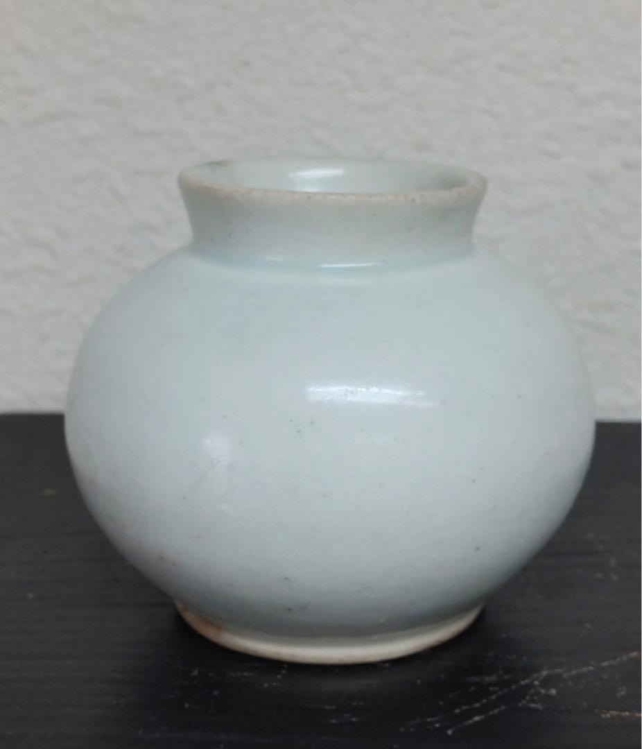 小壺　李朝中〜後期　姿・形が特に良い 　柔らかな白さ 白磁