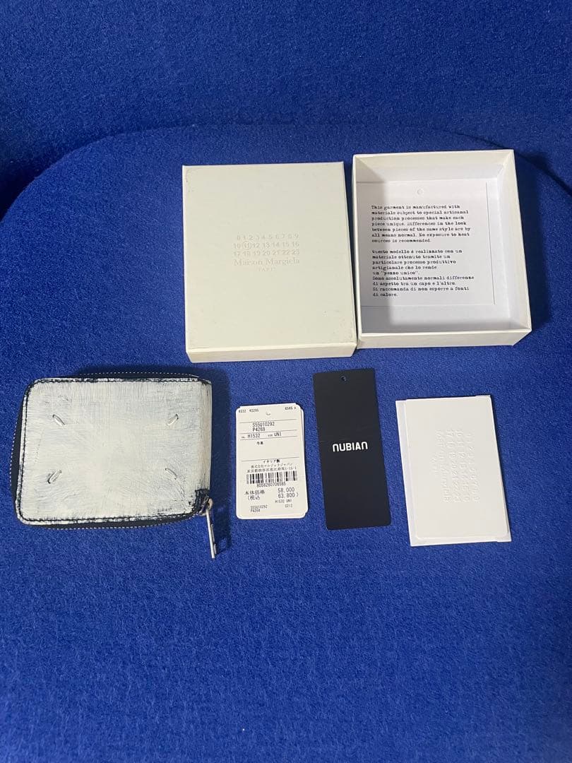 Maison Margiela 二つ折り財布 ブラック/ホワイト　ペンキ加工