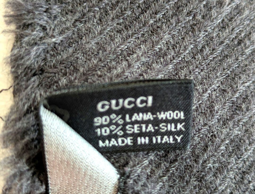 GUCCI チェック柄マフラー