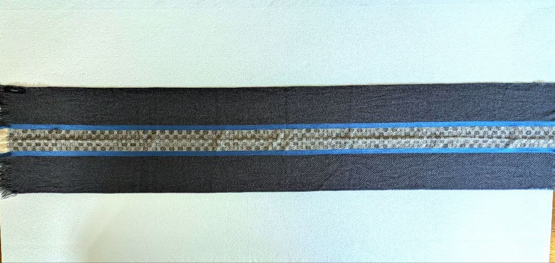 GUCCI チェック柄マフラー