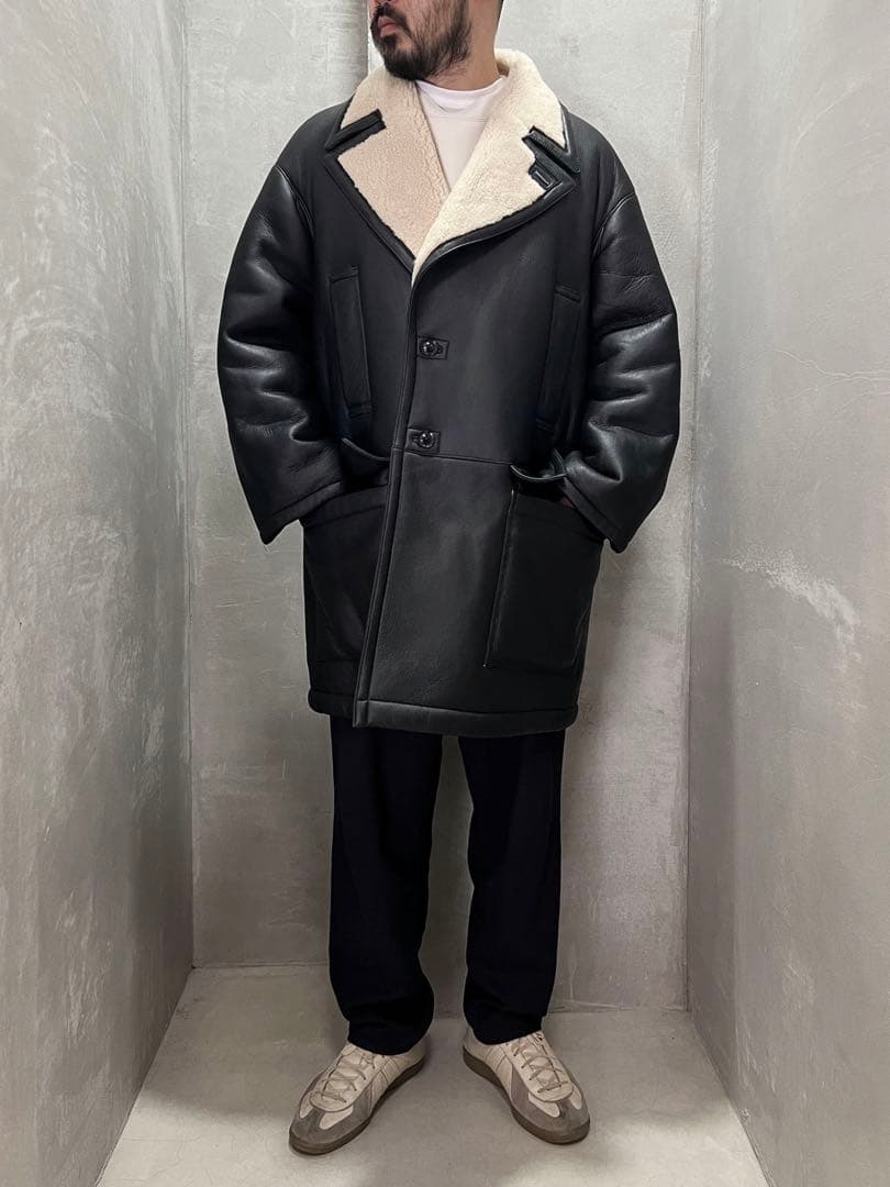 YOKE REVERSIBLE MOUTION RANCH COAT ムートン