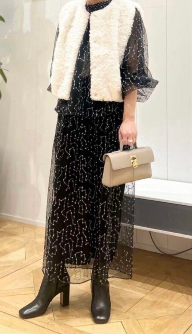 トゥモローランド ボールジィ ランダムファーショートベスト ホワイト