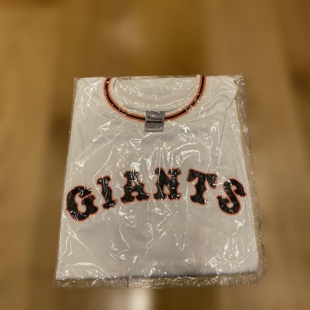 必見‼️長嶋茂雄DAY 来場者プレゼント品！復刻デザイン Tシャツ 巨人