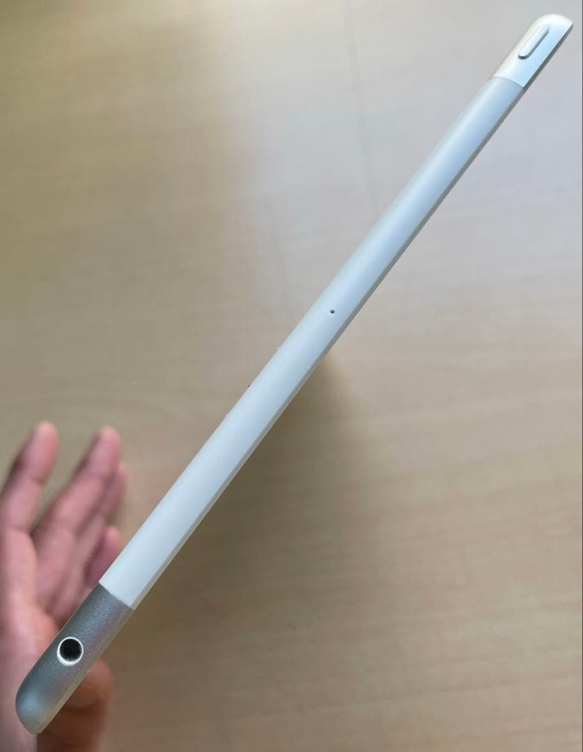 iPad 第7世代 Wi-Fi+Cellular シルバー　32GB 超美品#2