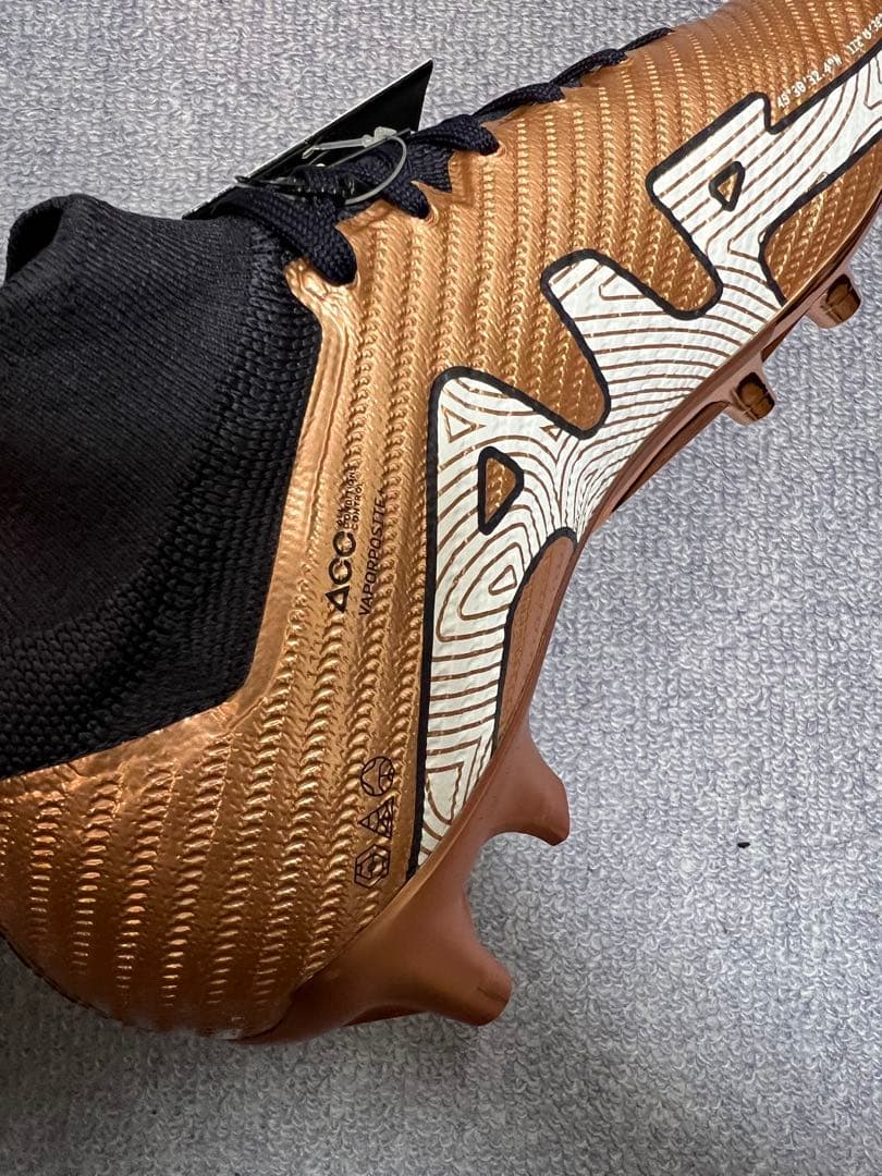 【新品未使用】NIKEサッカースパイク　マーキュリアル　スーパーフライ