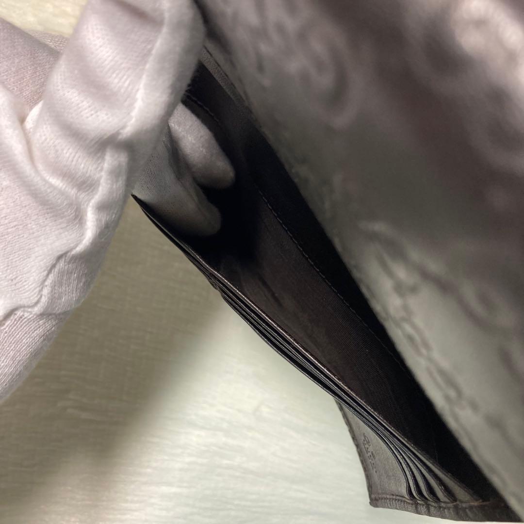 早い者勝ち　美品　GUCCI グッチ　三つ折り　財布　シマ　レザー　エンボス　茶