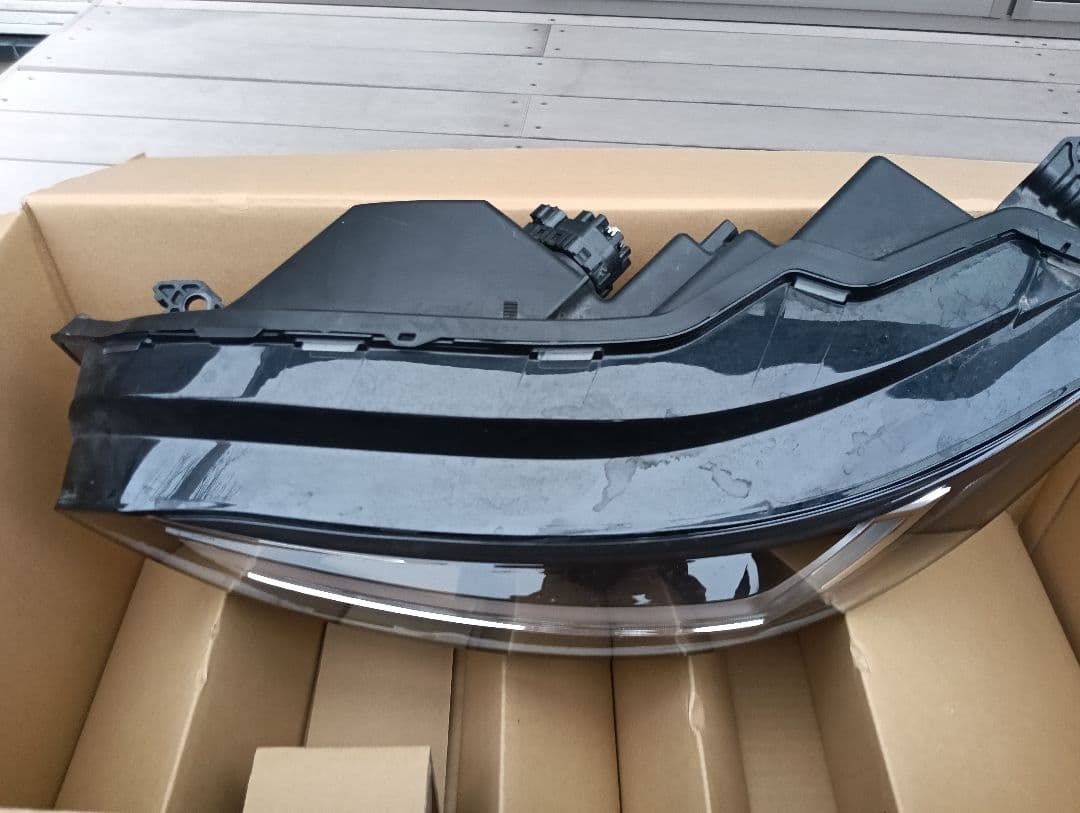 ZR-V RZ4 左ヘッドランプ