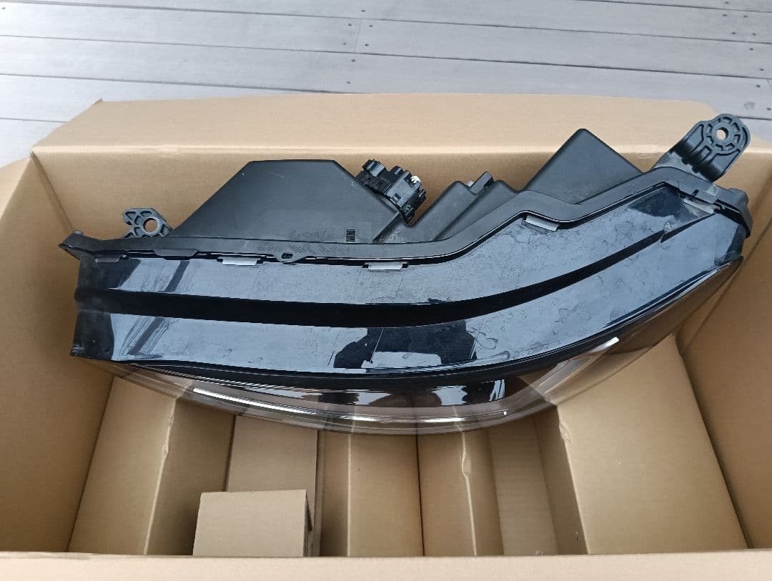 ZR-V RZ4 左ヘッドランプ