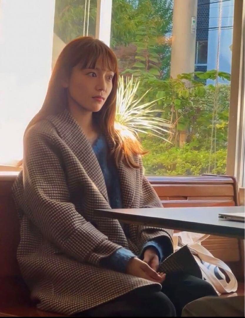 Mila Owenハーフ丈Ａラインコート silent 川口春奈（青羽紬）衣装