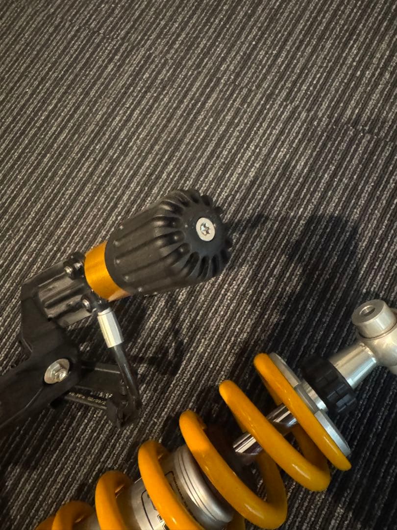 オーリンズ　OHLINS Z900RS SE純正 サスペンション KA4280