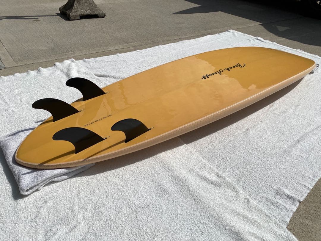 イソフラボン！ ビーチアクセス・ミッドレングスソフトサーフボード・6.6