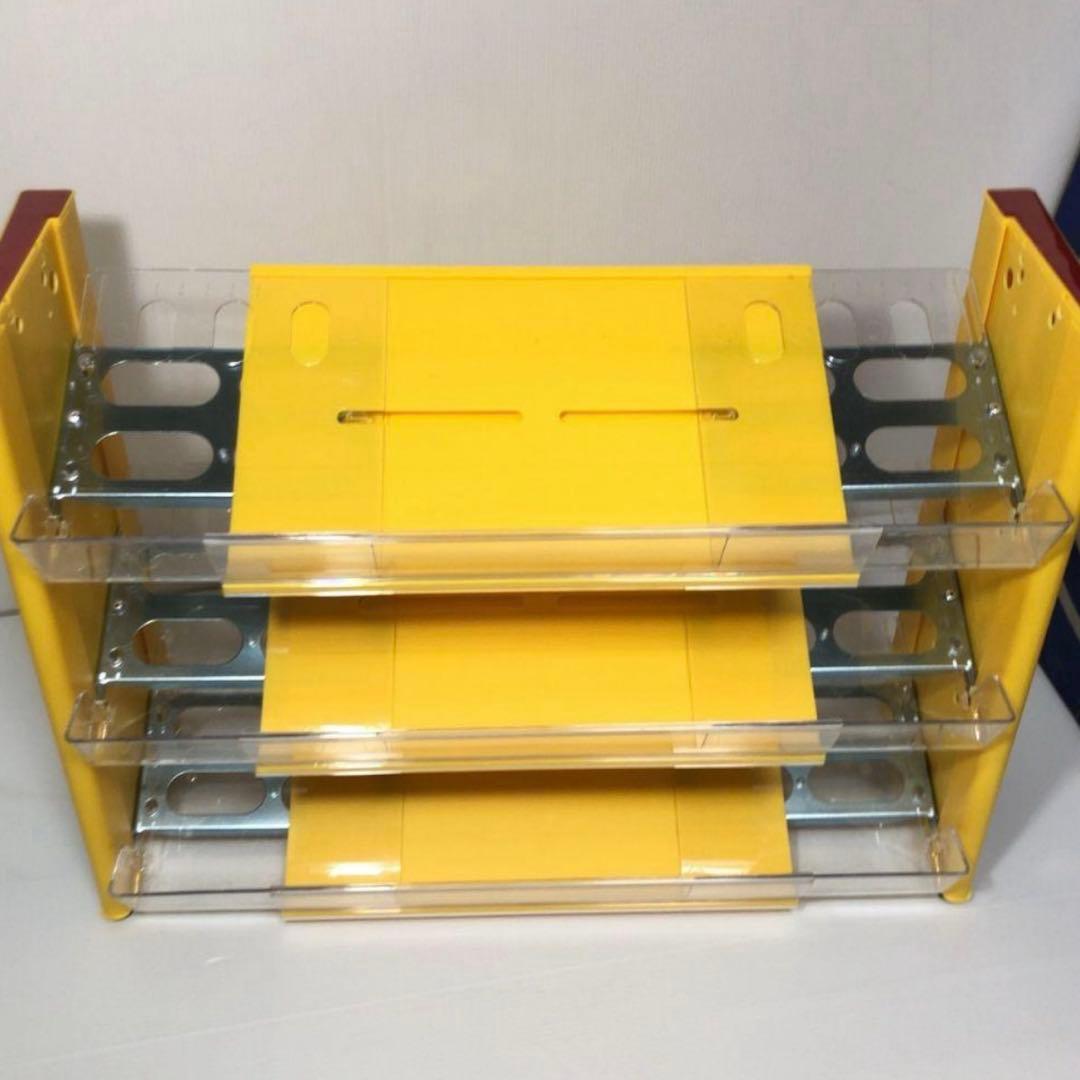 エムアンドエムズ　M&Ms キャンディ　ストアディスプレイ　シェルフ　アメトイ