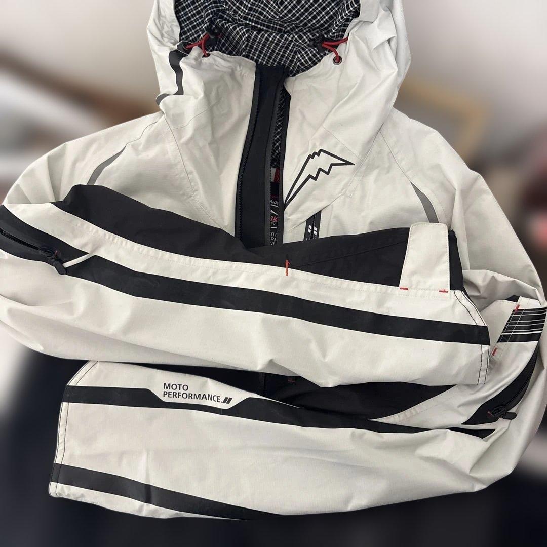 クシタニ アメニタジャケット XL ホワイト/ブラック