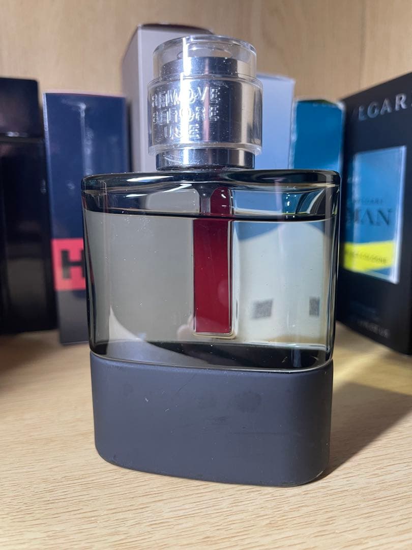 PRADA ルナ ロッサ カーボン オードトワレ 100ml