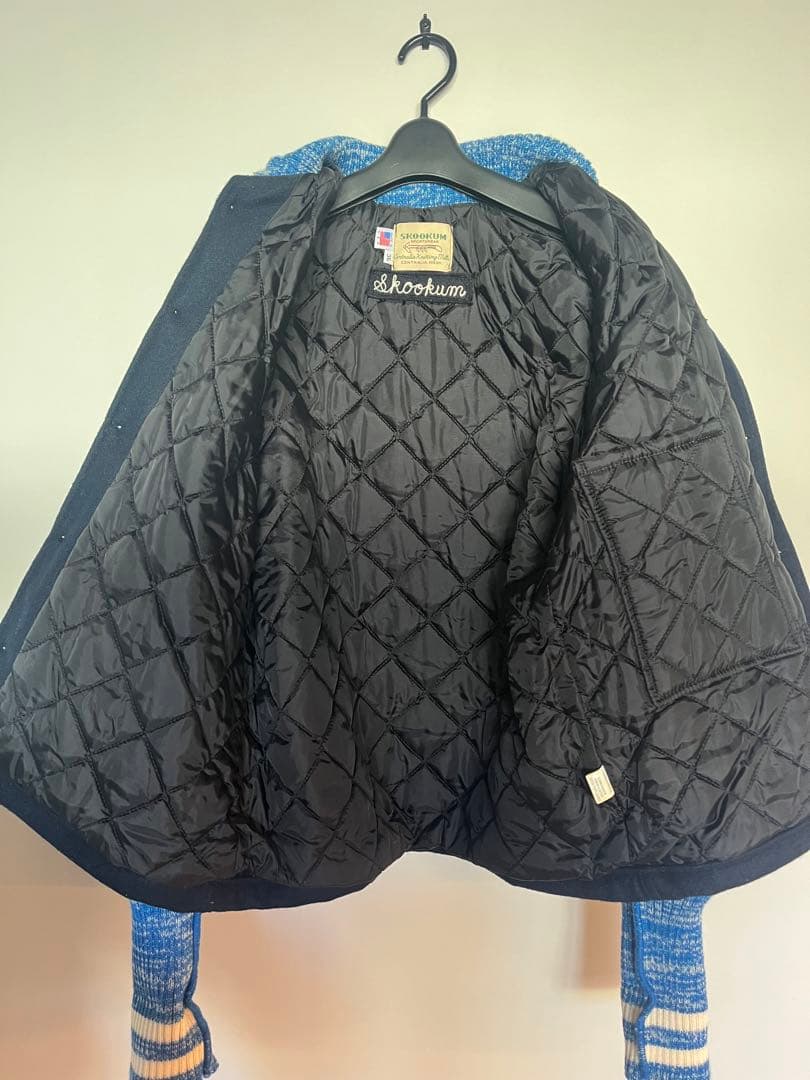 SKOOKUM スクーカム　スタジャン