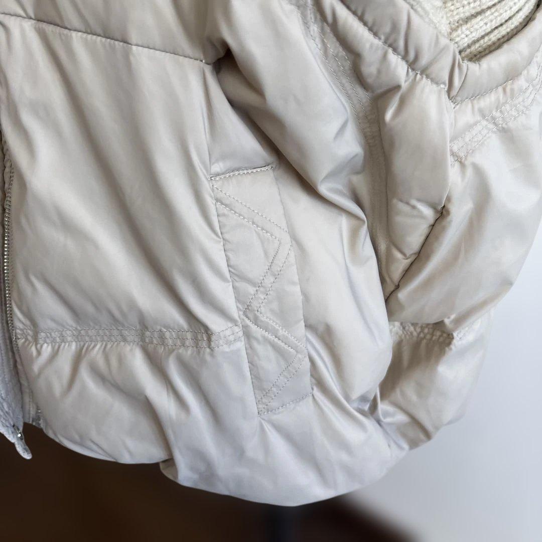 フード付き　ゆったり　ダウンベスト　ベージュ　サイズ　フリー