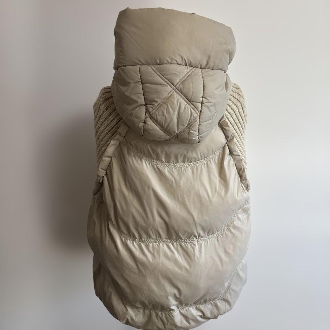 フード付き　ゆったり　ダウンベスト　ベージュ　サイズ　フリー