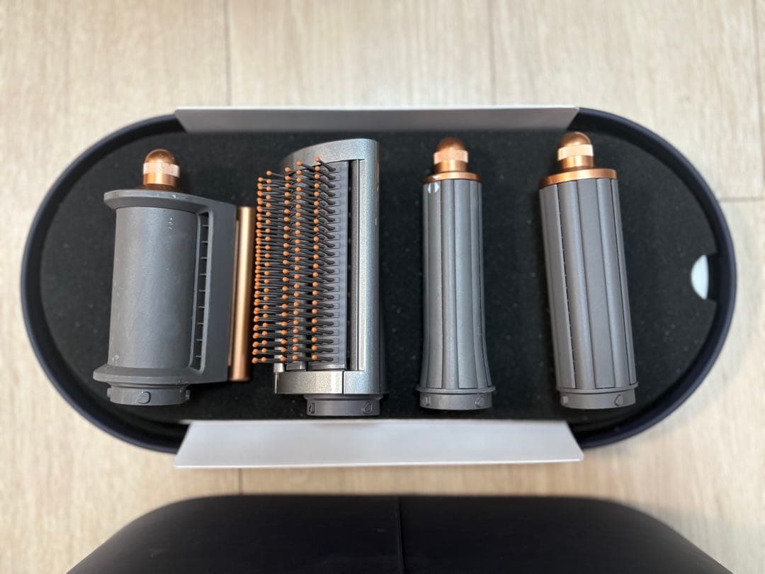 Dyson Airwrap ゴールド 収納ケース付き