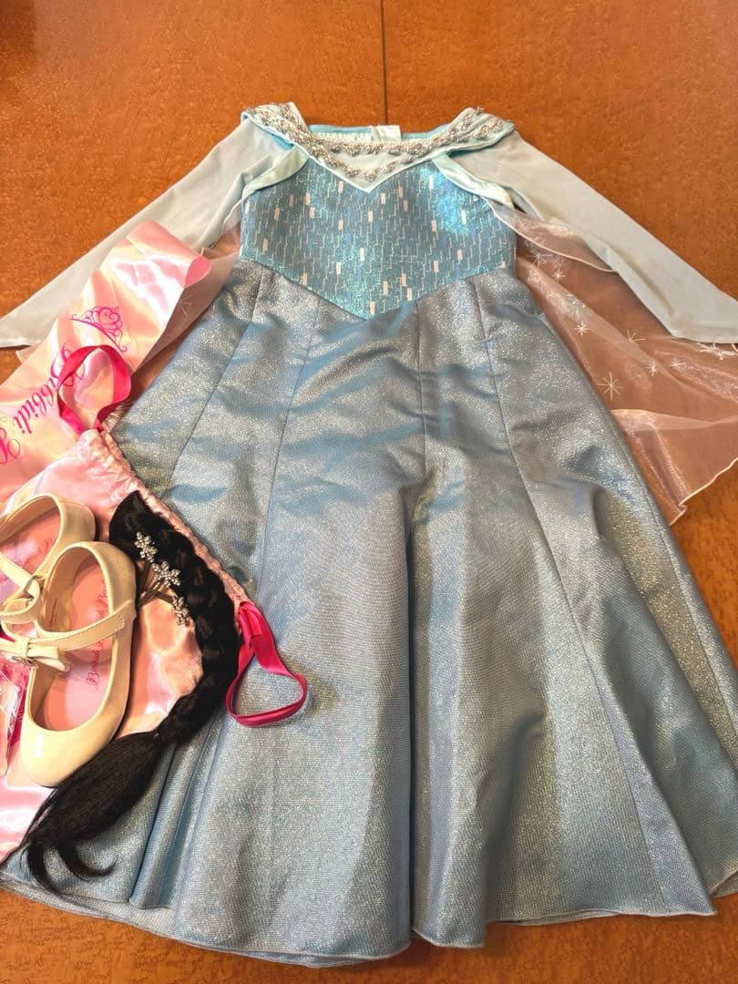 エルサ　ドレス　110cm 公式