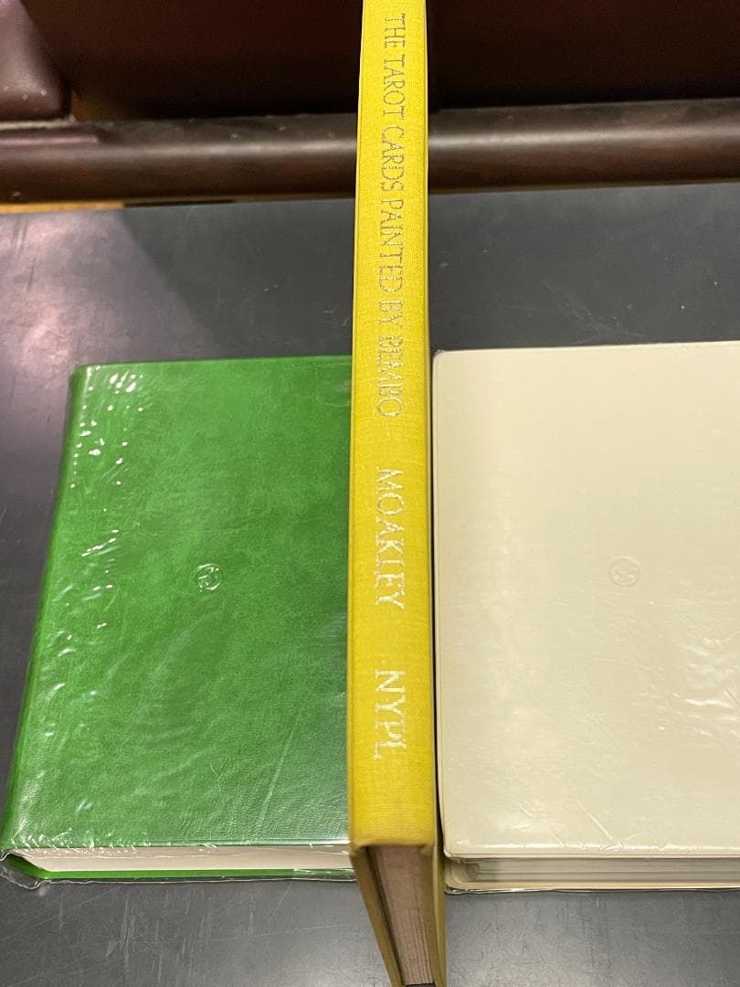 洋書 THE TAROT CARDS BY BONIFACIO BEMBO