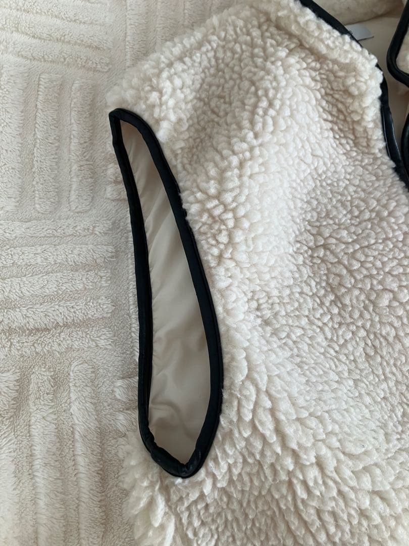 HYKE　ハイク　ボアベスト　ロング　パイピング　プルオーバ